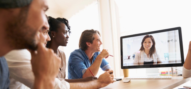 CX Leadership Corner: 9 Ways to Effectively Communicate via Digital Presentations